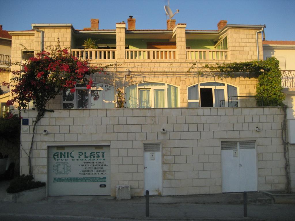 Apartments Gordana Buzolic Hvar Town Eksteriør billede